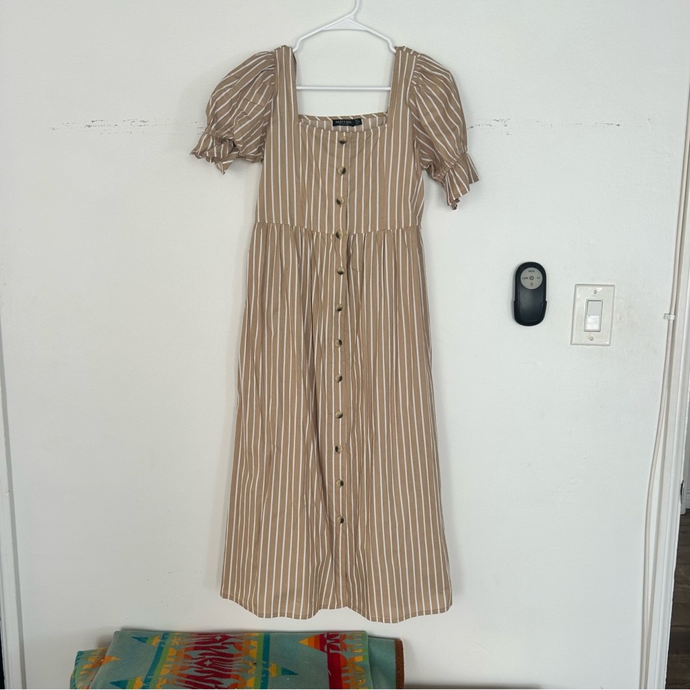 Nasty gal dress size 4 never worn